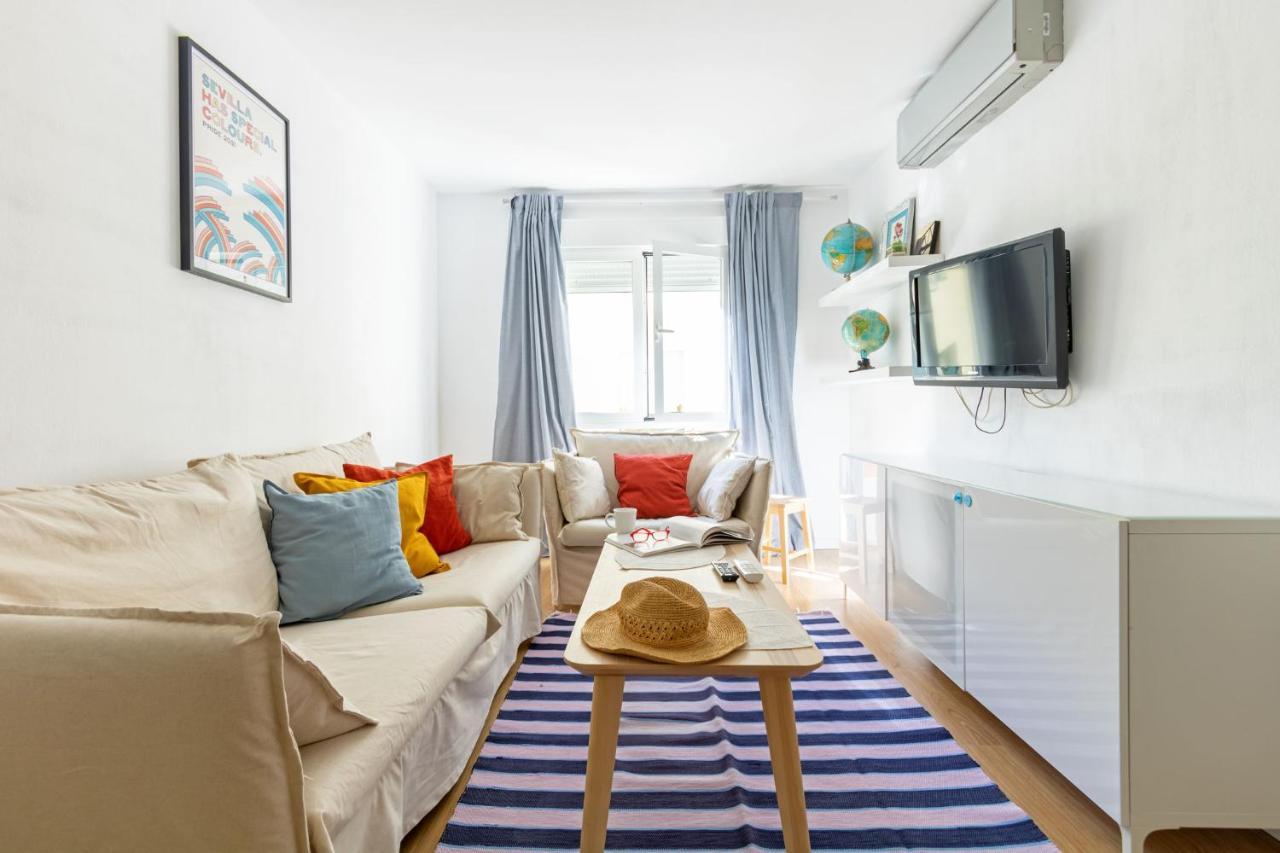 Colours Apartment And Garage Historical Center 4 Pax Sevilla Exterior foto